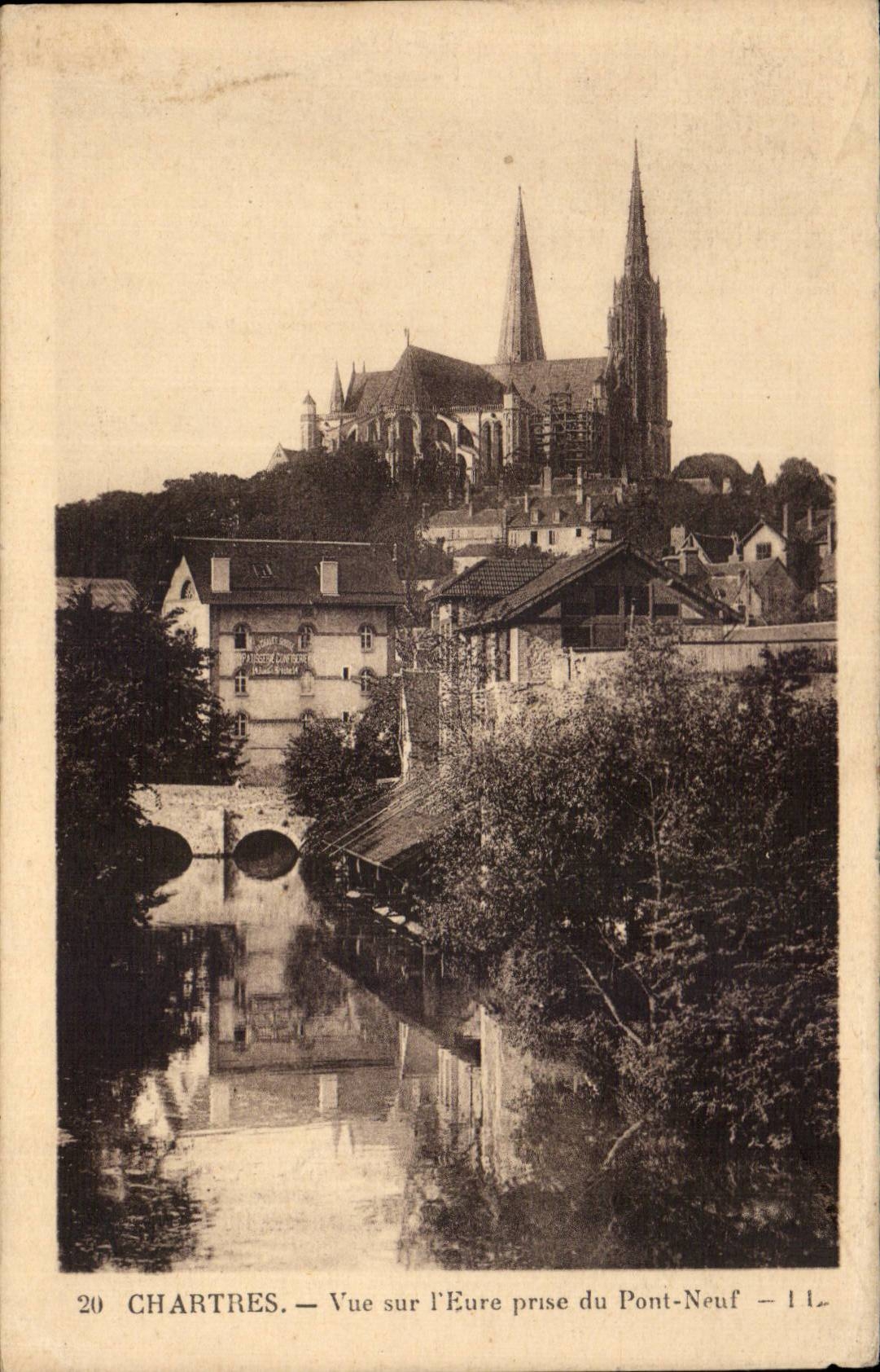 Chartres - Vue sur l Eure - Prise du Pont Neuf - CPA