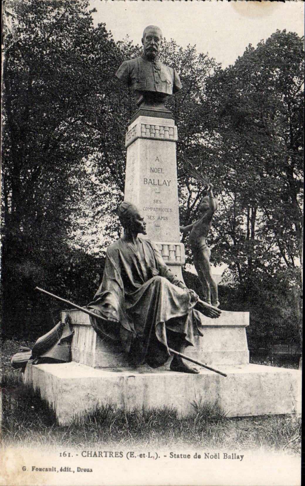 CPA Chartres Statue de Noel Ballay