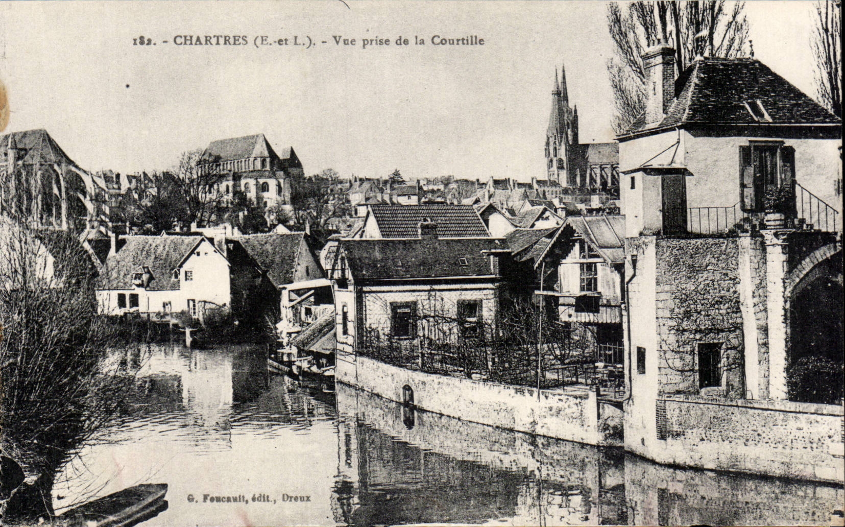CPA Chartres Vue prise de la courtille