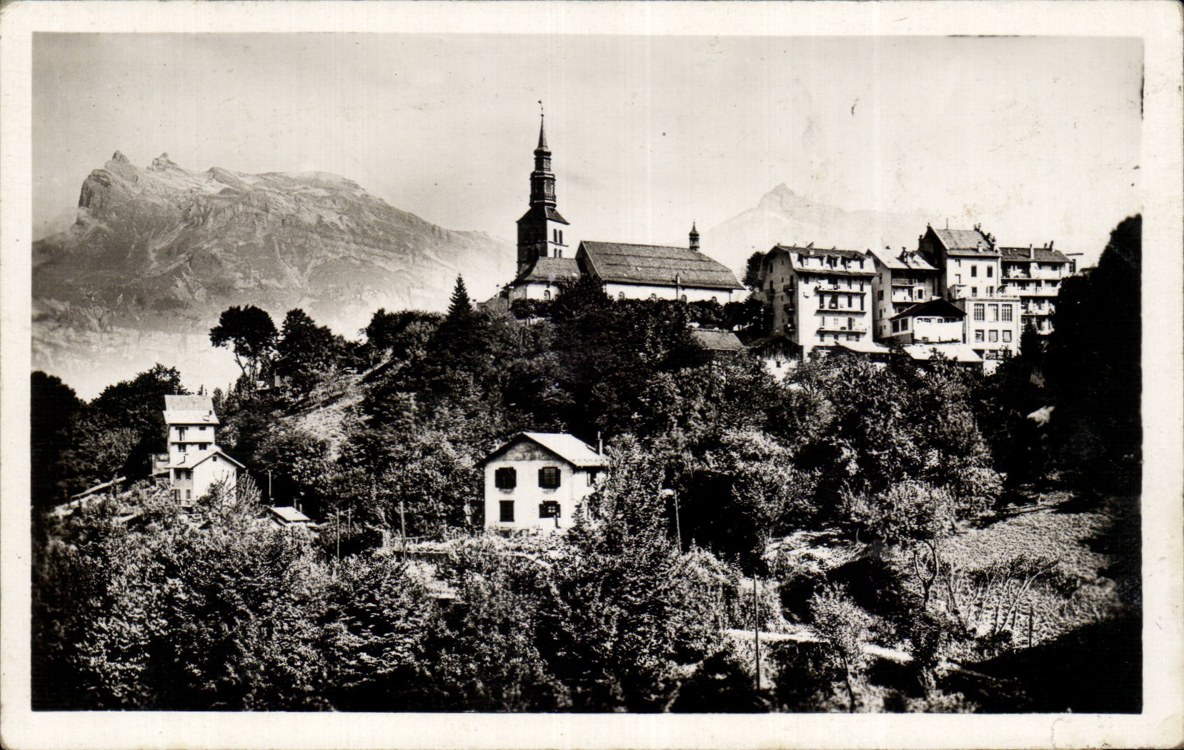 Saint Gervais les Bains - Needles of Warens and Plate - CPA