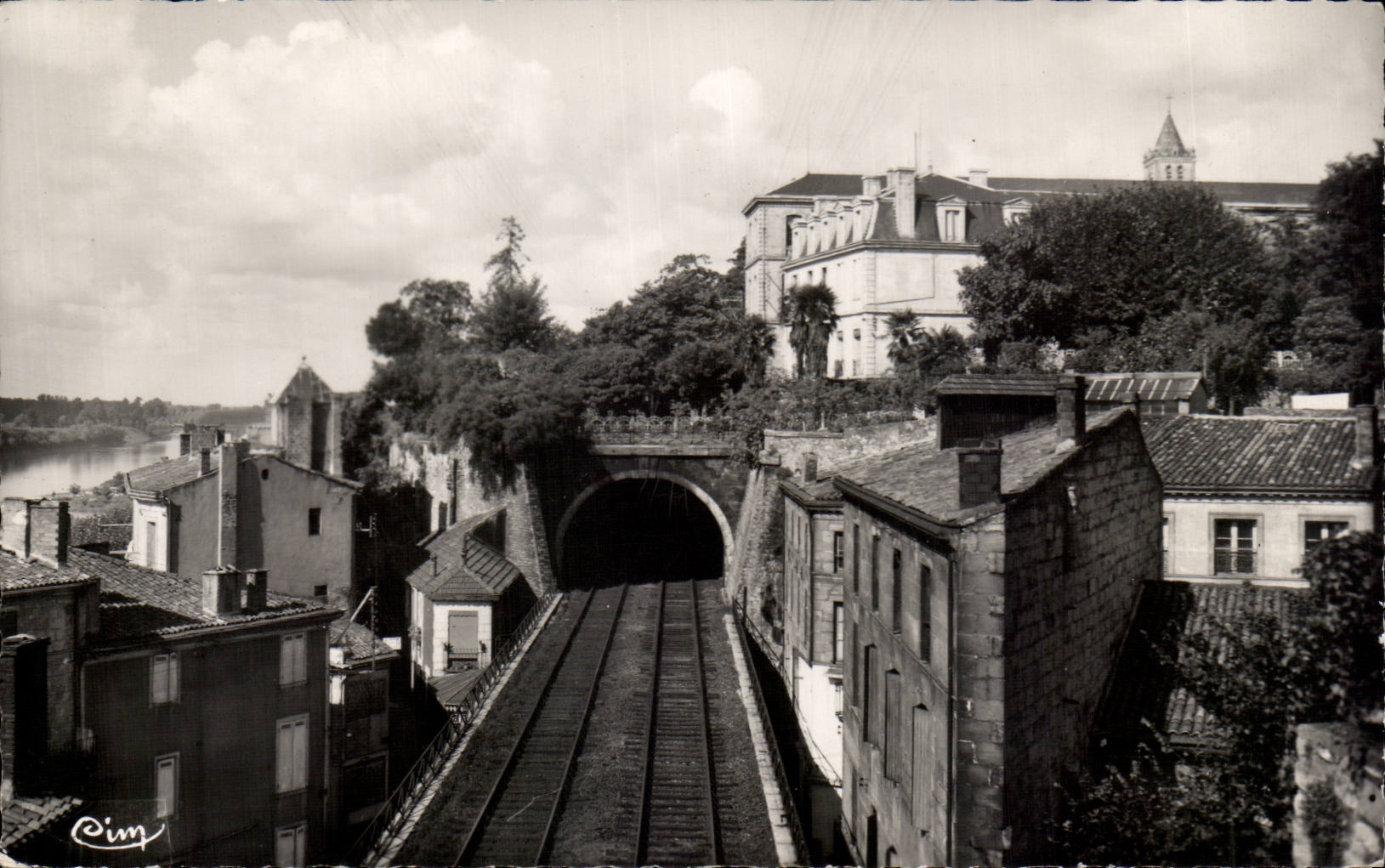 CPA La Reole Le tunnel