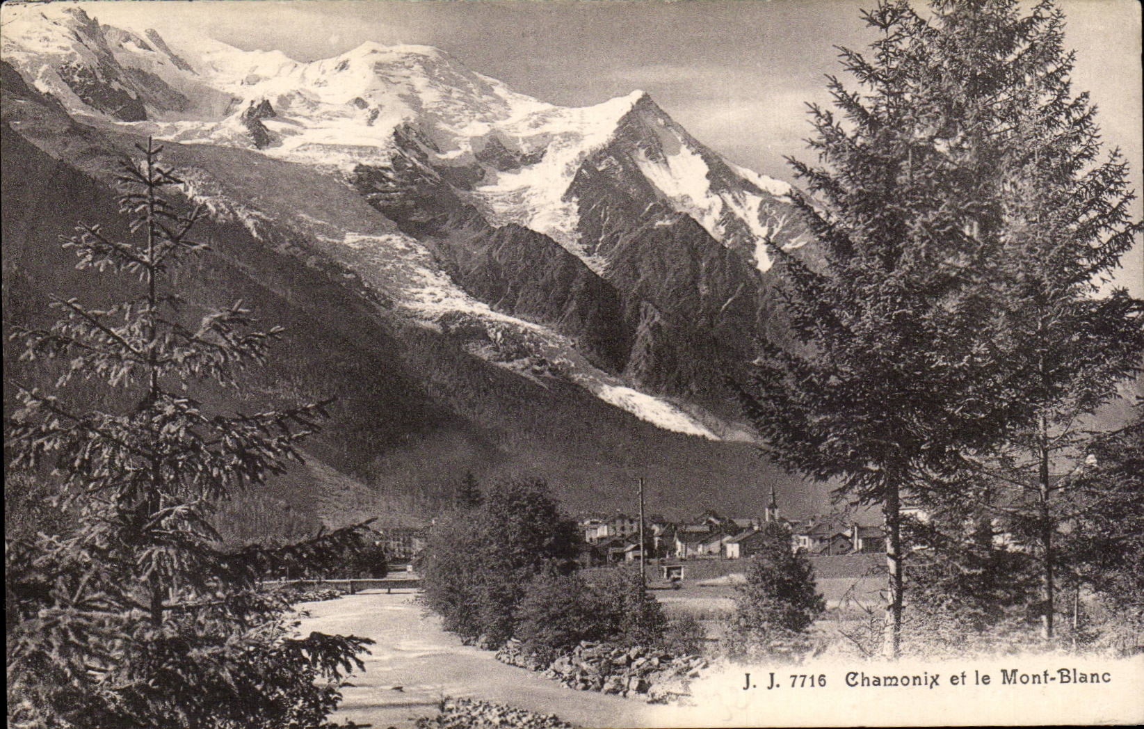 Chamonix - Le Mont Blanc - CPA 