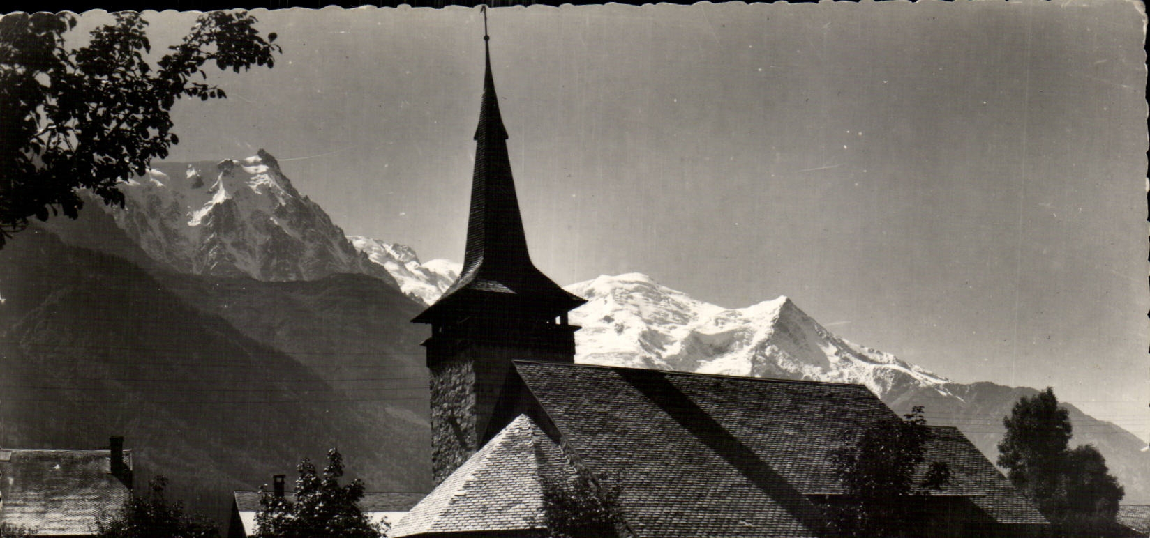 Chamonix - La Chapelle of Praz and the Mount Blanc - CPA