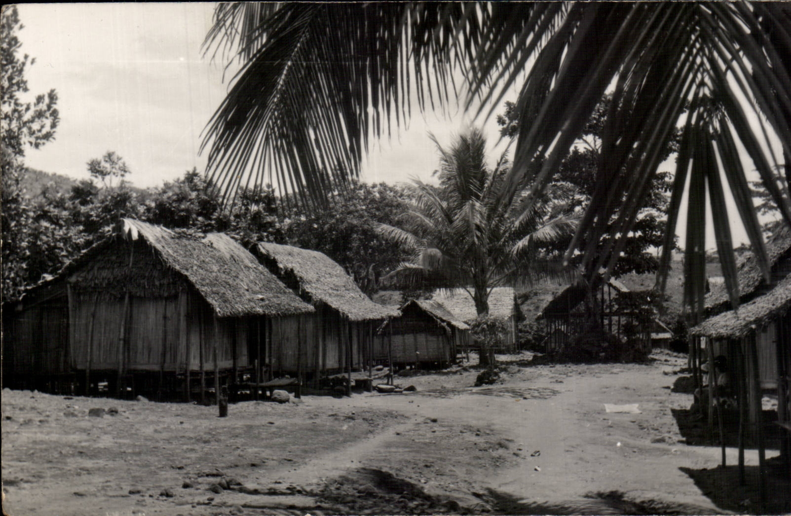 CPA Madagascar Malagasy Tanan Village