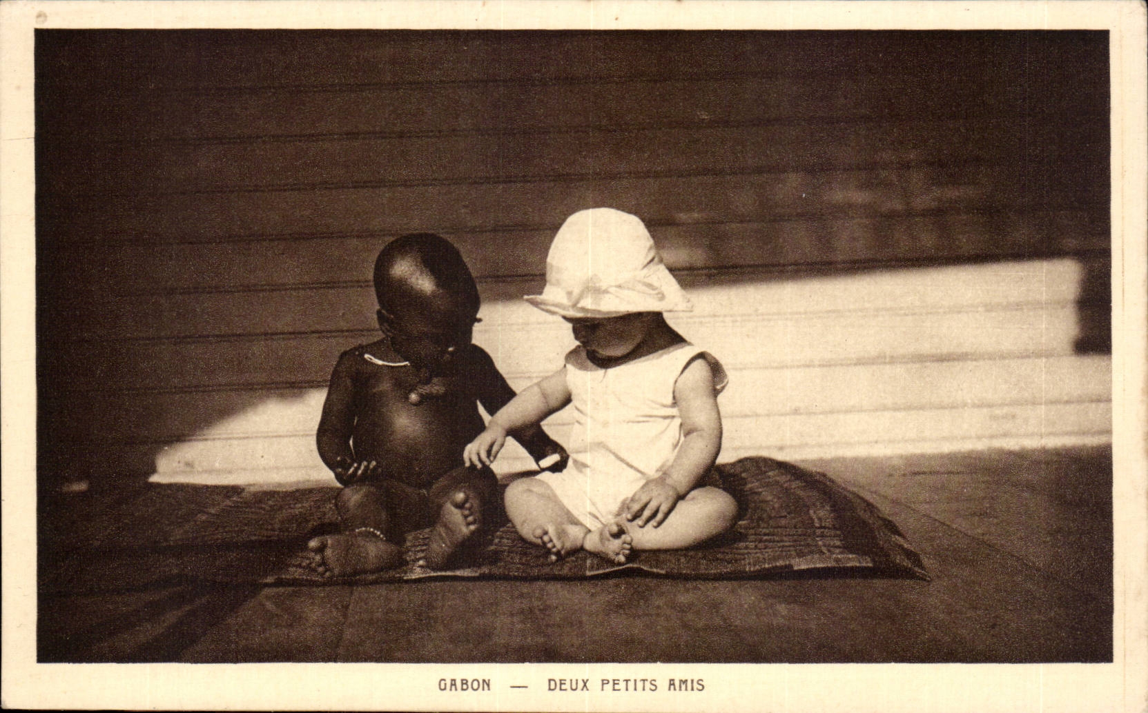 CPA Gabon Two boyfriends Children