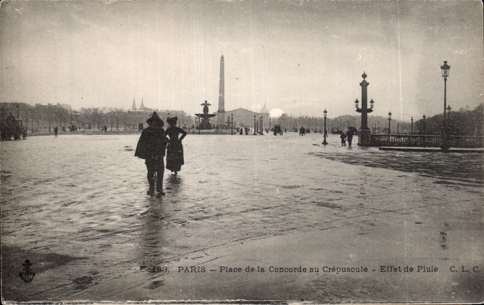 CPA Paris Places Harmony in the Effet twilight of rain