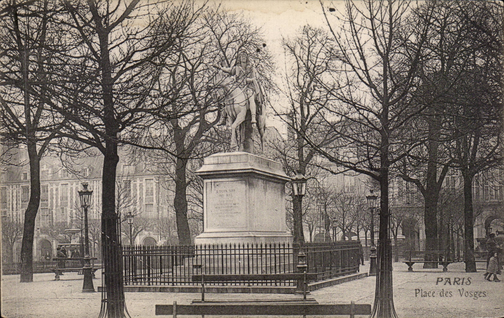 CPA Paris Places from the Vosges Publicite Bilirheine Laboratoires Mondolan Place from the Vosges