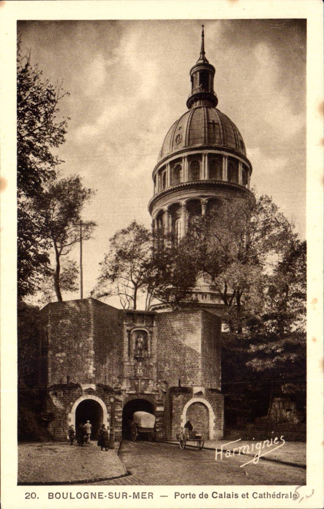 Boulogne on Sea - Gate of Calais and Cathedrale - CPA