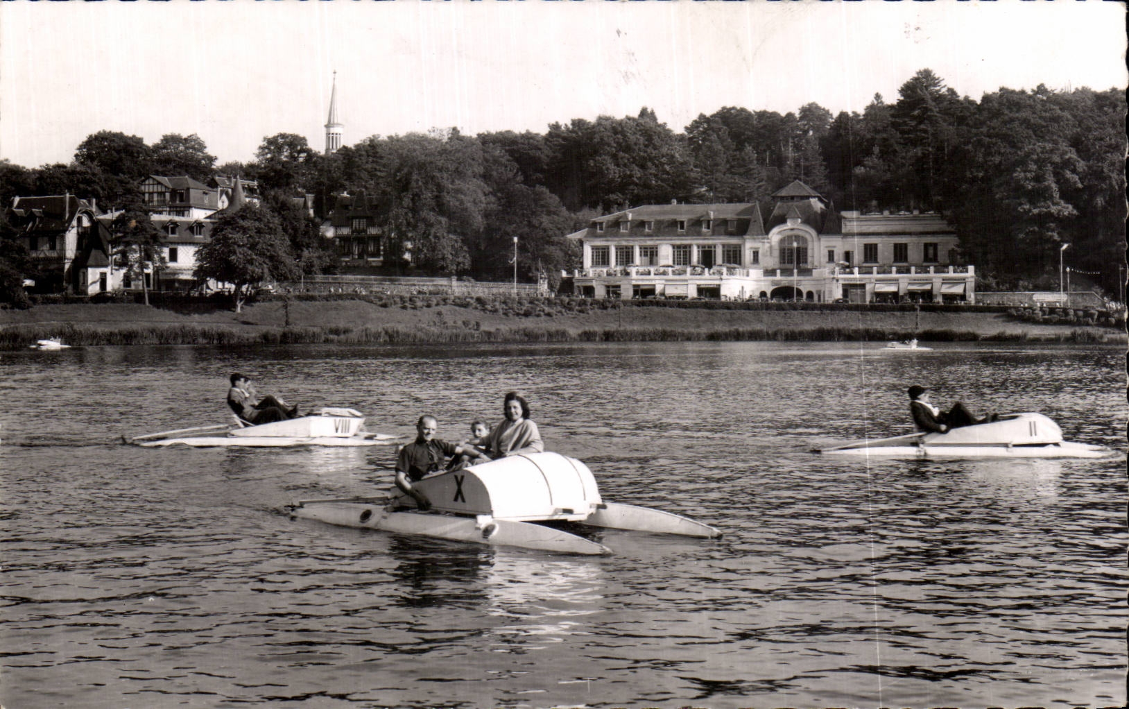 Bagnoles of Orne - a Corner of the Lake - CPA