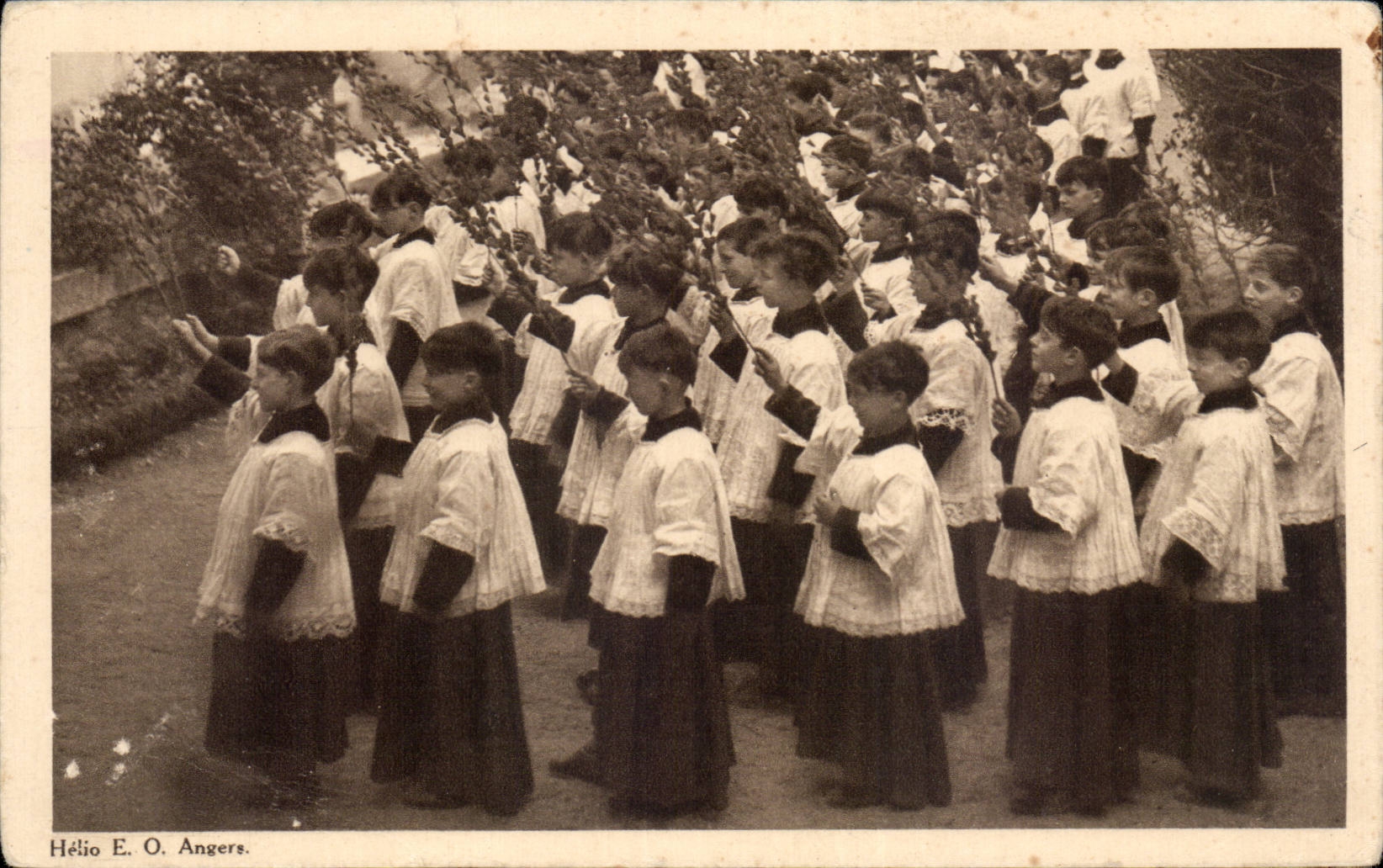 CPA national Angers Congers eucharistic 1933 offering of the brooms