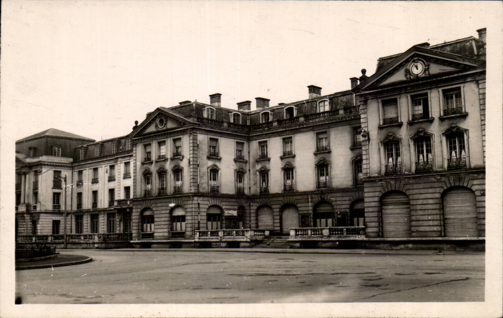CPSM Longwy town hall
