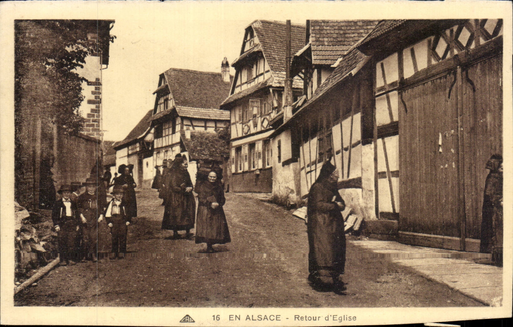 CPA Alsace Return church Folklore