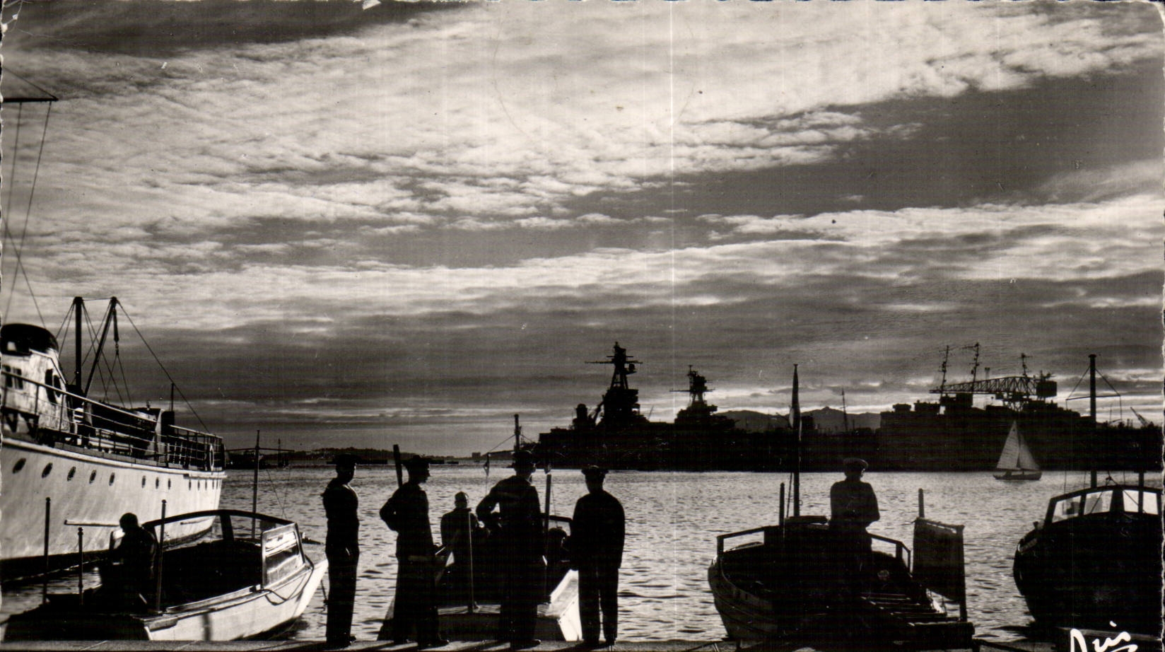 Toulon - the Twilight on the Port - CPSM