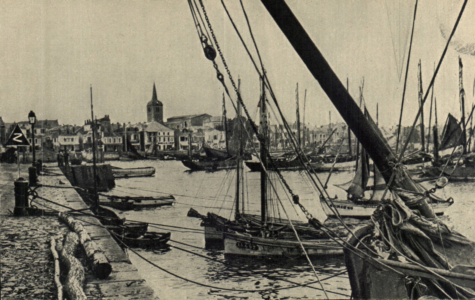 Sands Olonne - a Corner of the Port - CPA