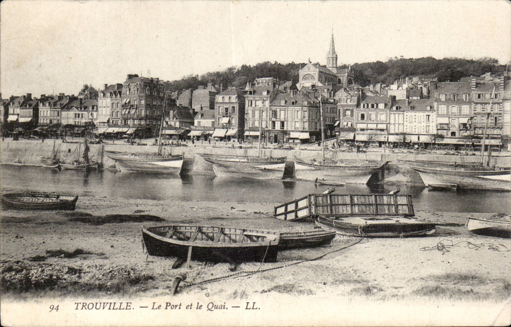 Trouville - the Port and the Quay - CPA