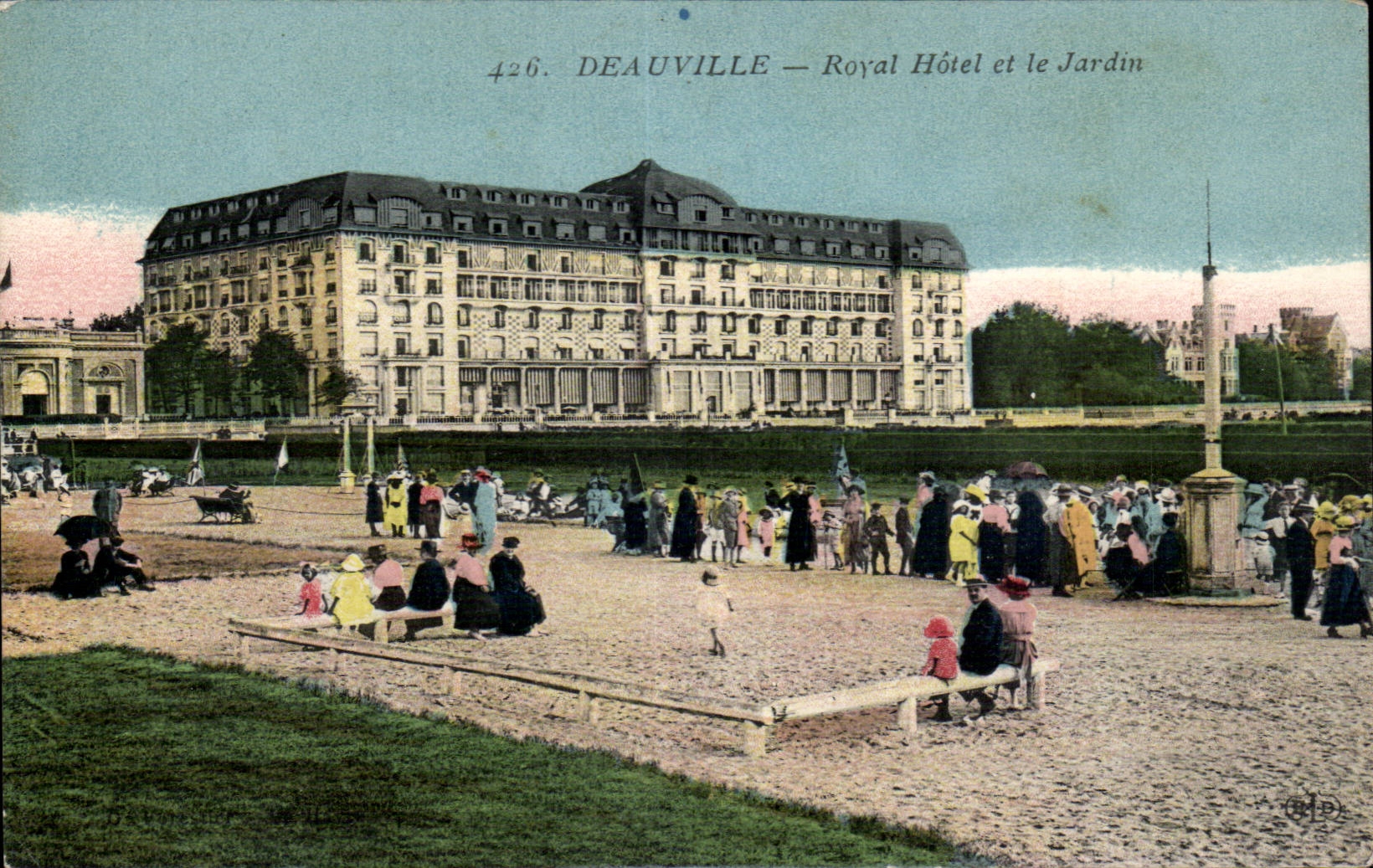 Deauville - Royal Hotel and the Beach - CPA