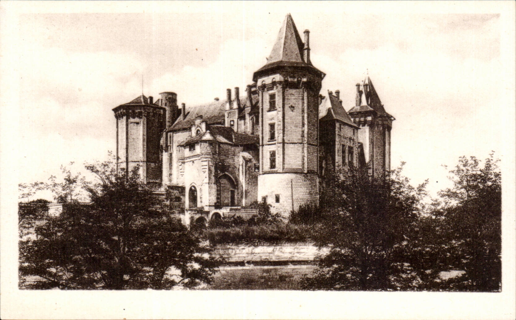 Saumur - the Castle - CPA