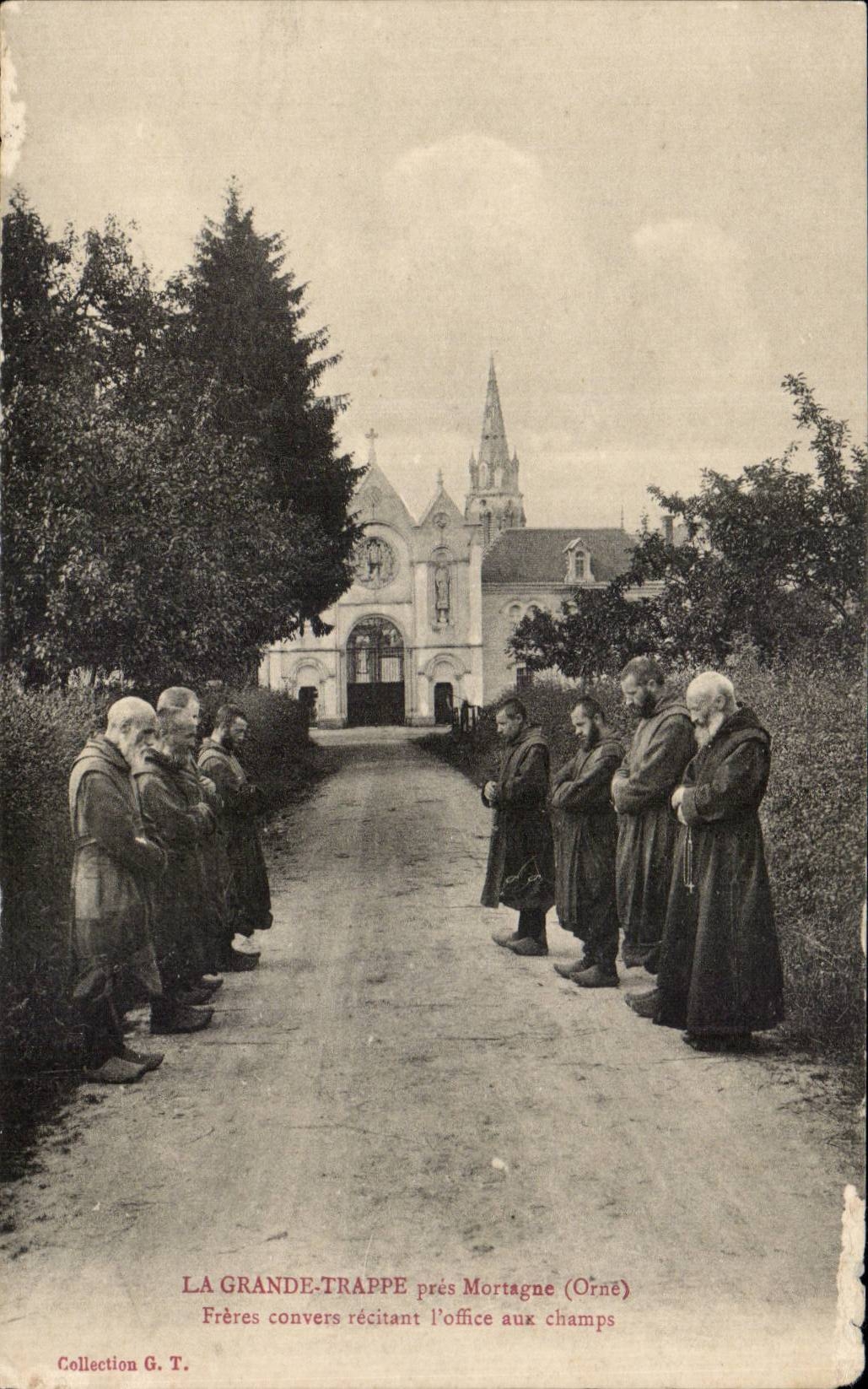 La puerta de trampa grande - Mortagne cercano - convers de los hermanos - CPA