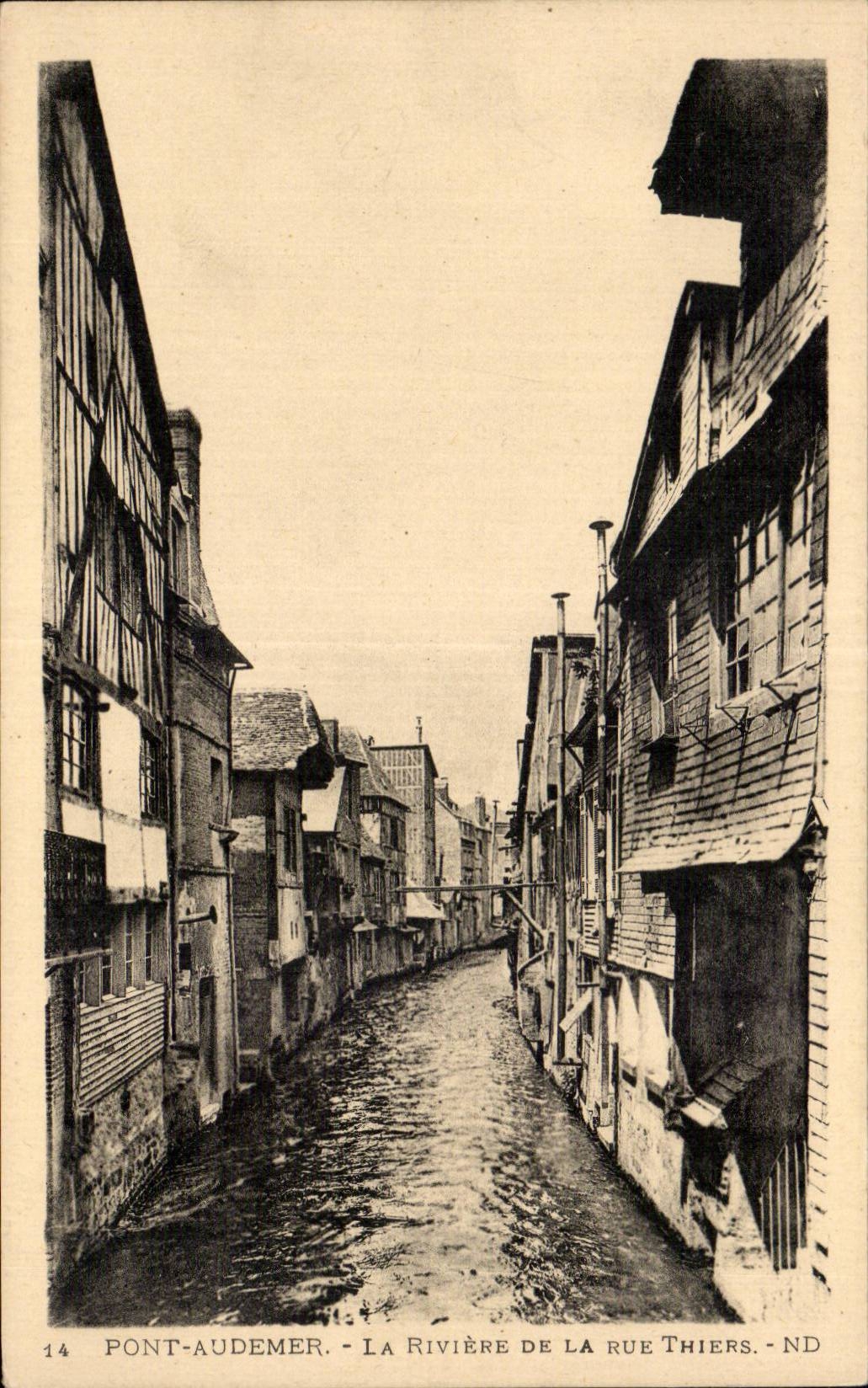 CPA Audemer Bridge the river of the street Thiers