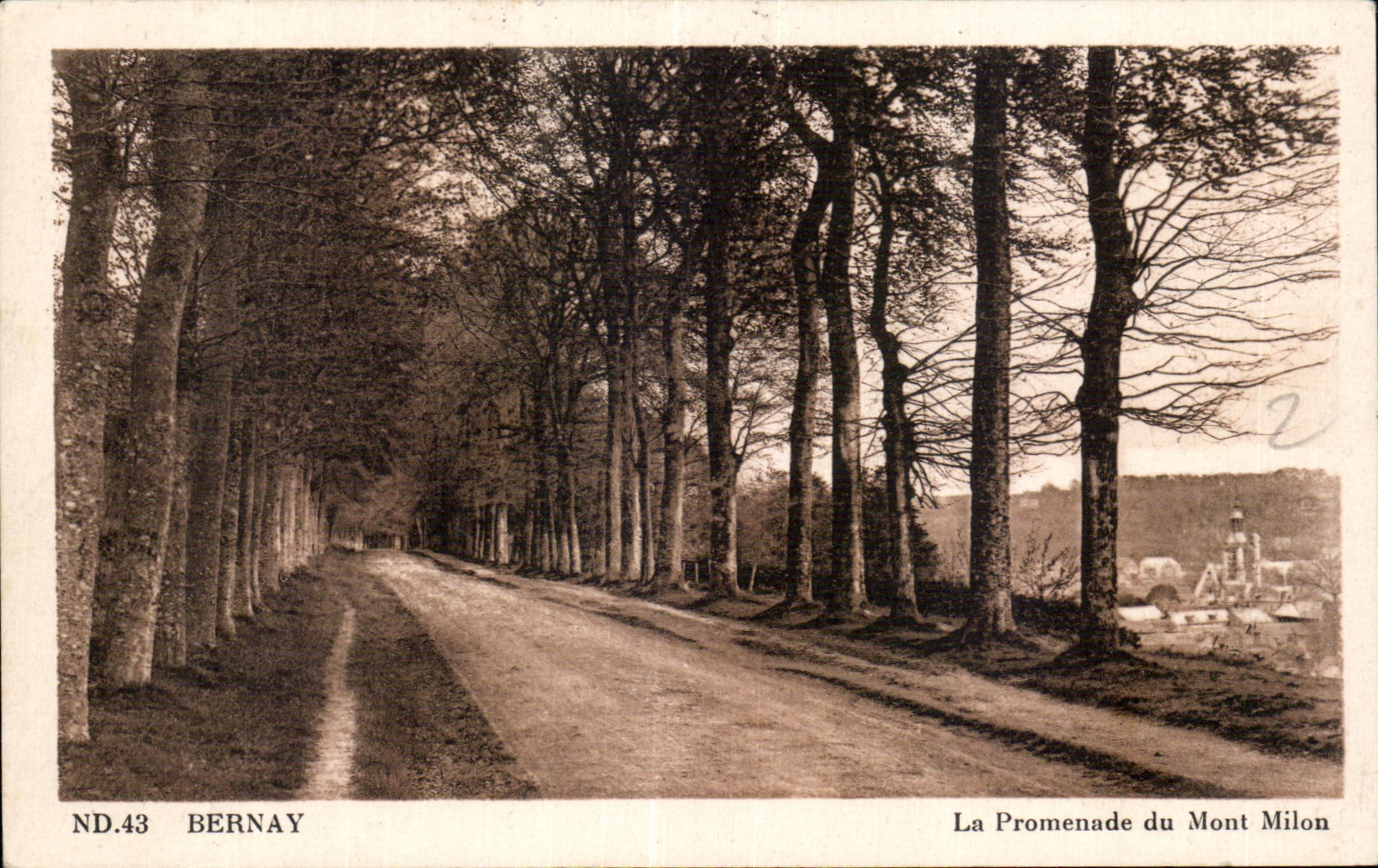 CPA Bernay the walk of the Milon Mount