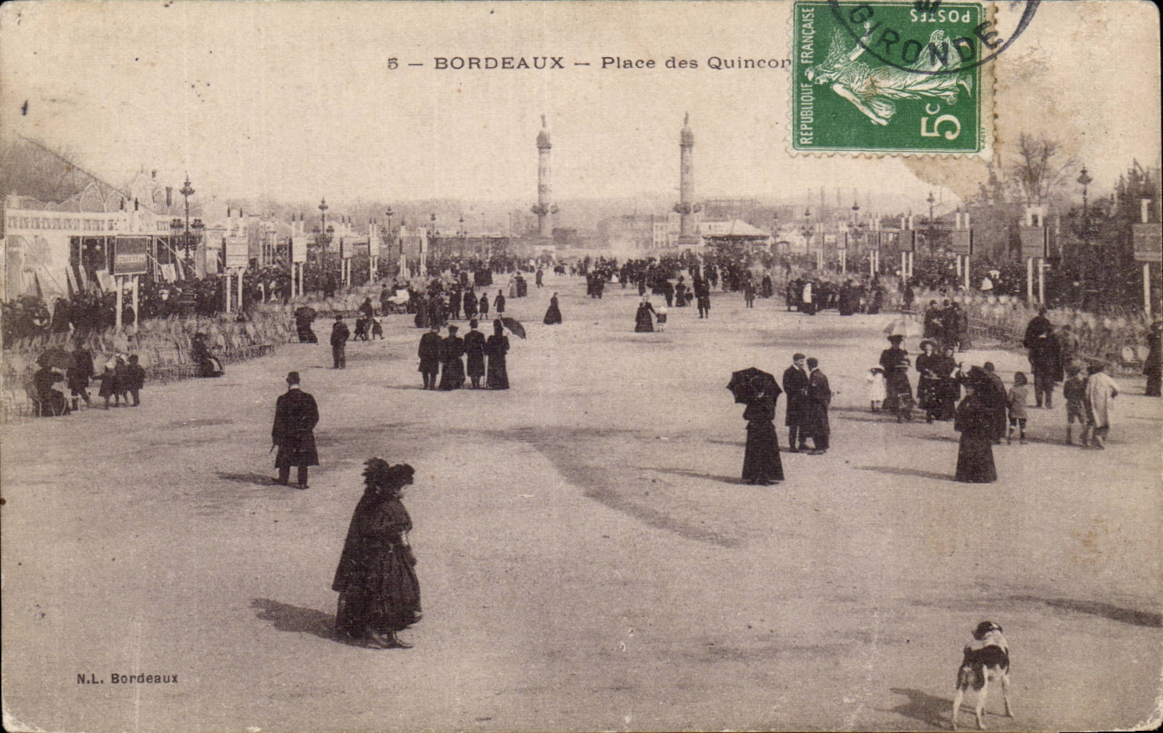 Bordeaux - La Place des Quinconces - CPA