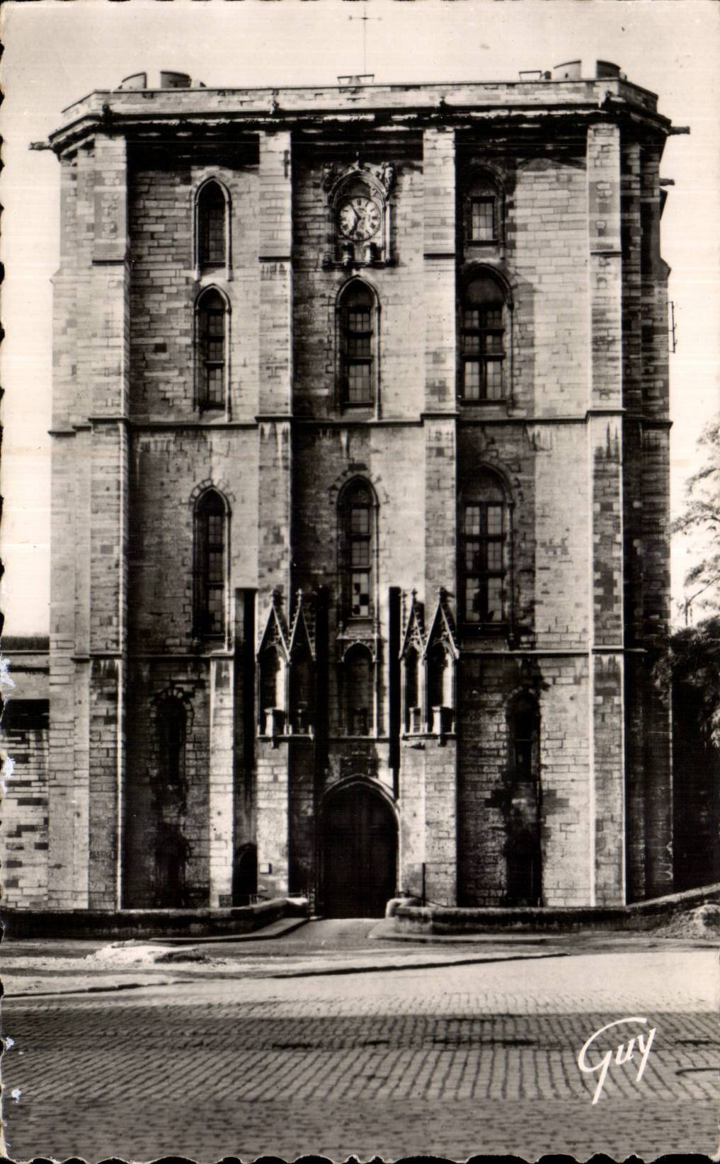 CPSM Vincennes the northern castle Gate or turn Entering
