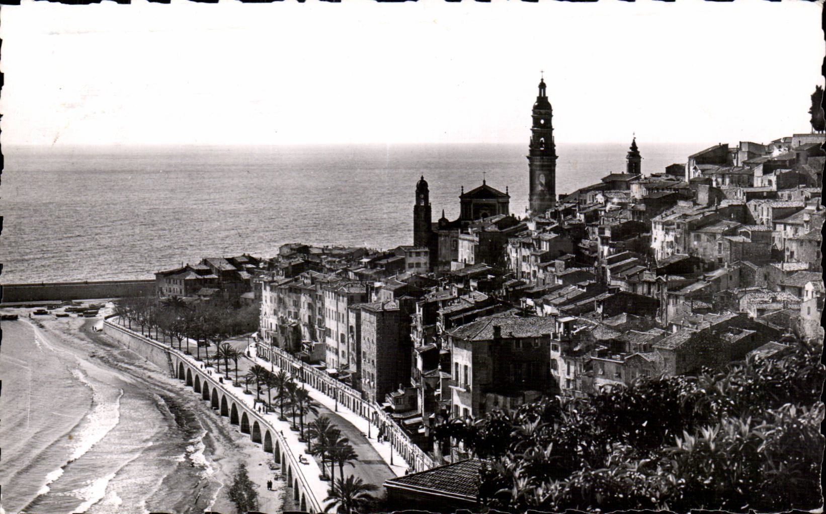 CPSM Menton View of the Old man Menton