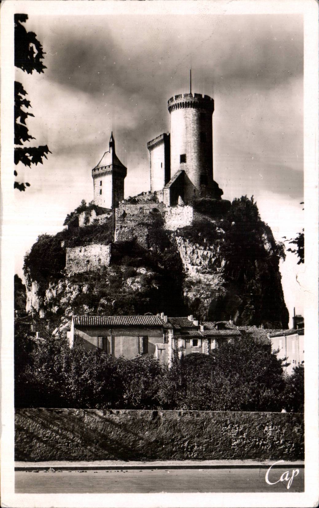 CPA Foix Orage sur le chateau fort