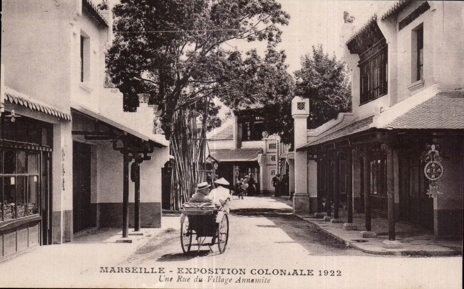 CPA Marseille Exposition coloniale 1922 Une rue du village Annamite