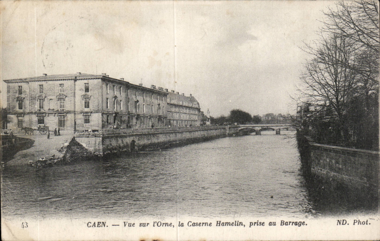 CPA Caen vista en Orne los cuarteles de Hamelin tomados con la detencion