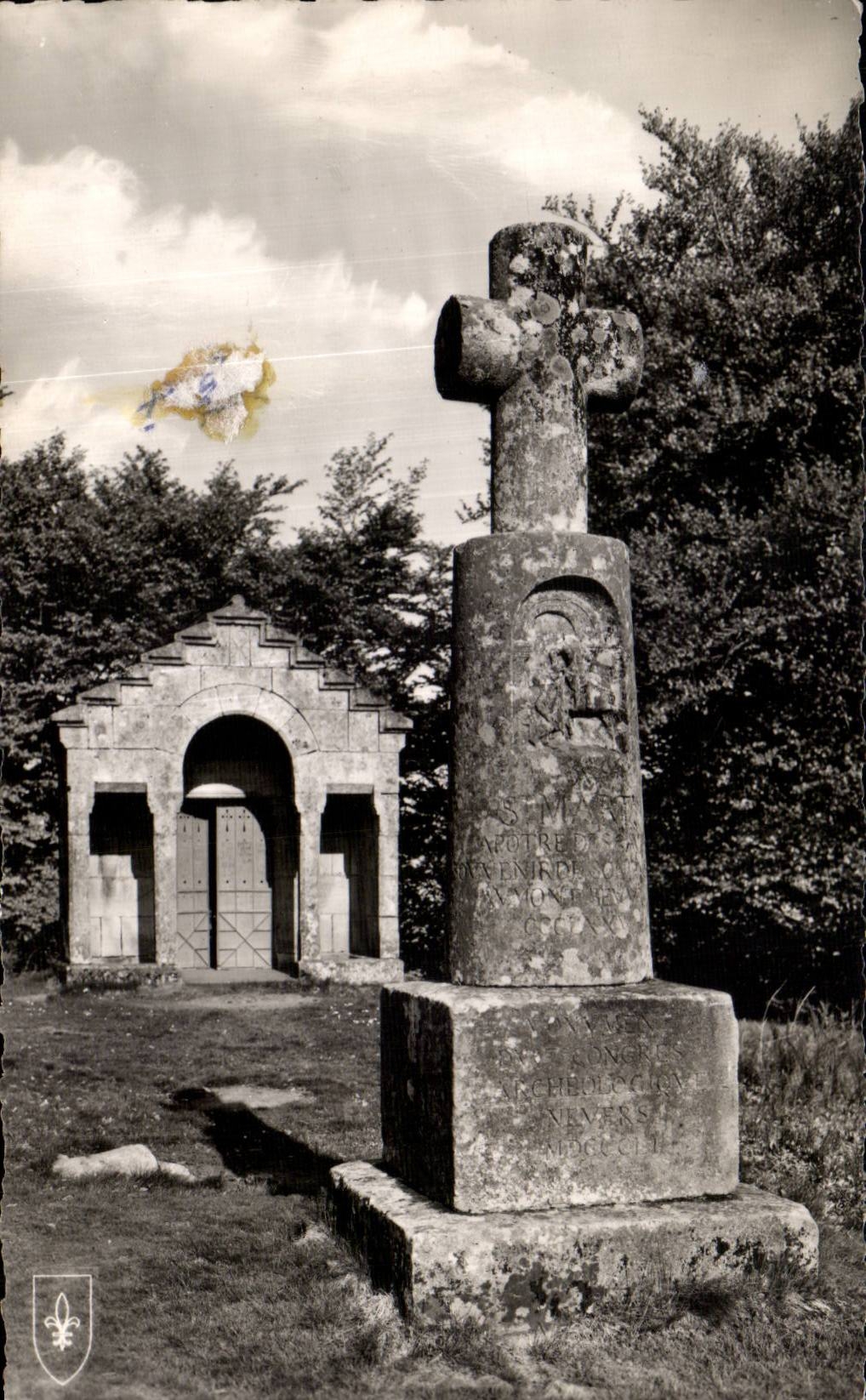 CPSM Morvan Monument sets up in remembering Saint the passage of Martin in top of the Beuvray Mount