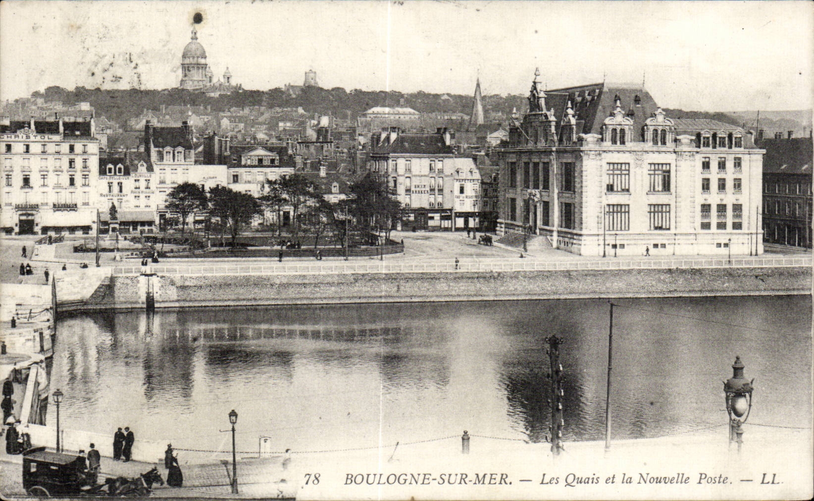 CPA Boulogne on Sea quays and the new Post office