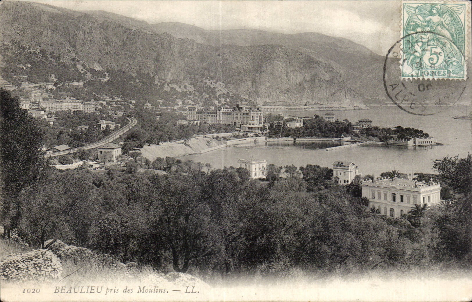 Beaulieu - close to Moulins - CPA