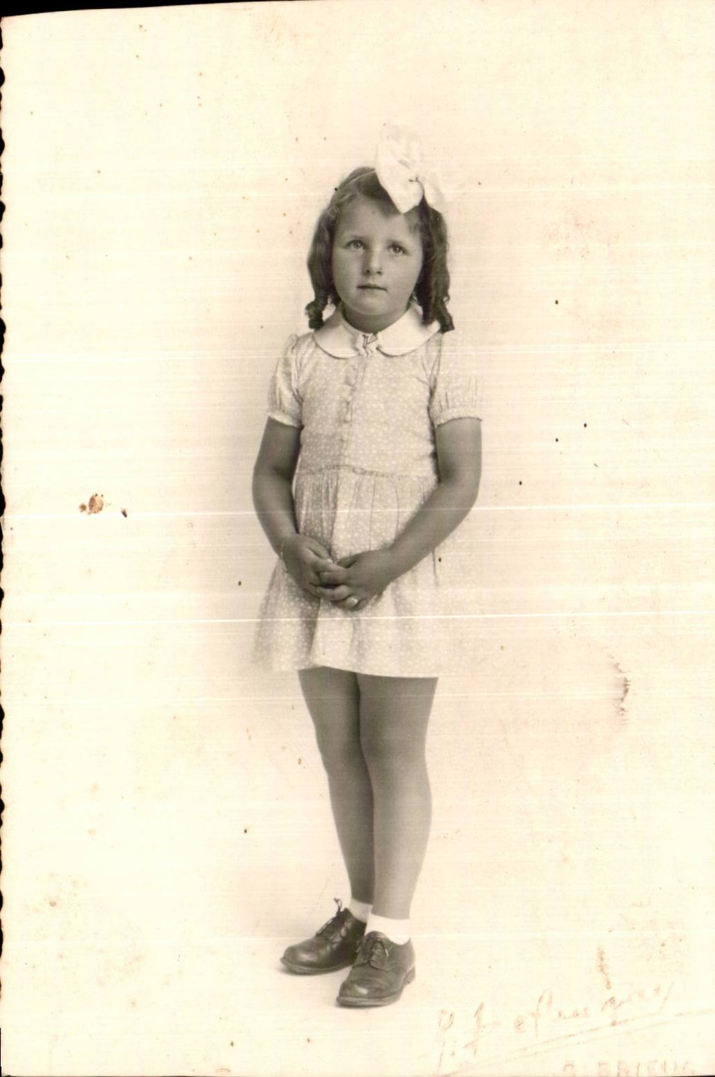 Real photo Child girl St Brieuc