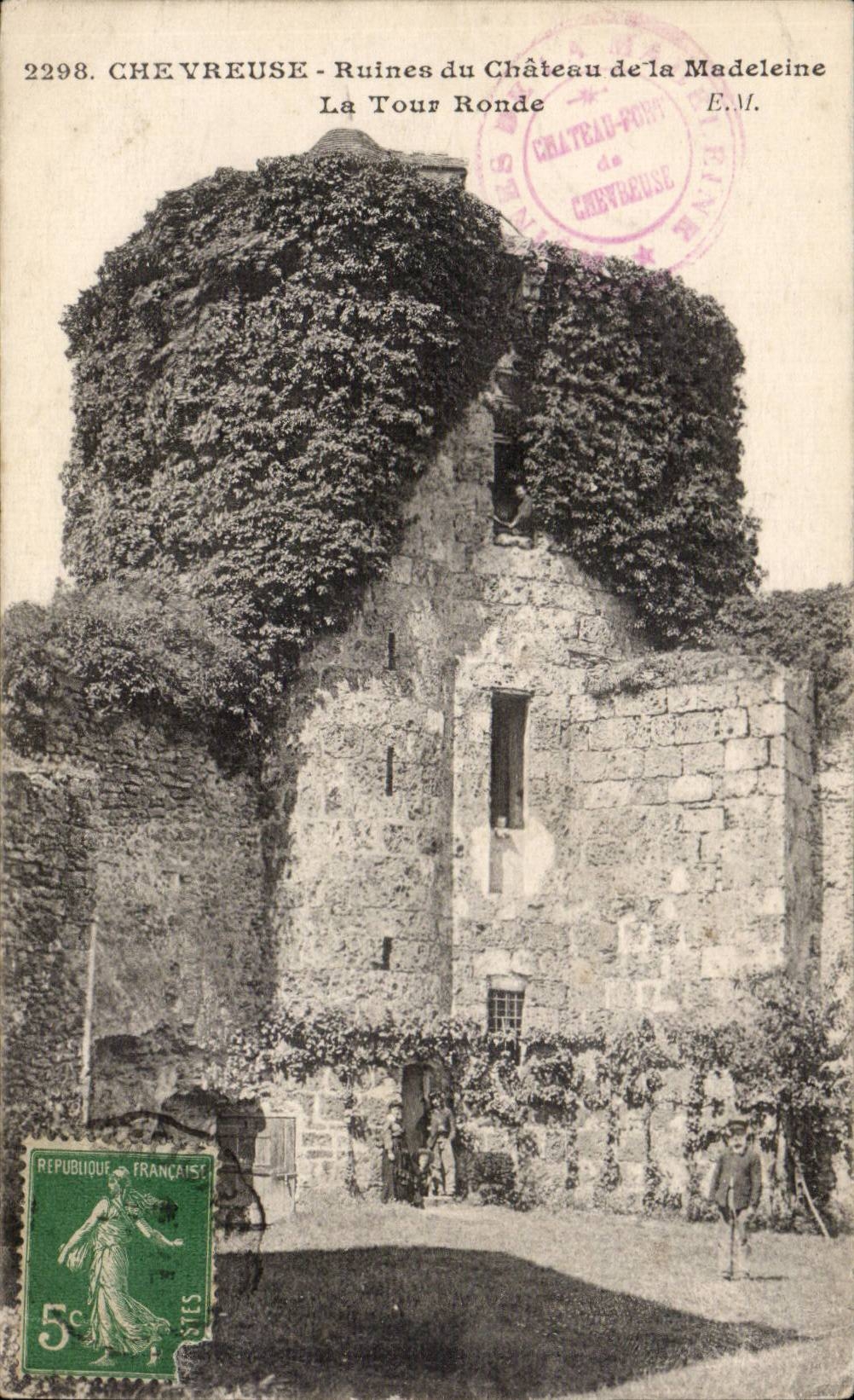 Chevreuse - Ruines du Chateau de la Madeleine - La Tour Ronde - CPA 