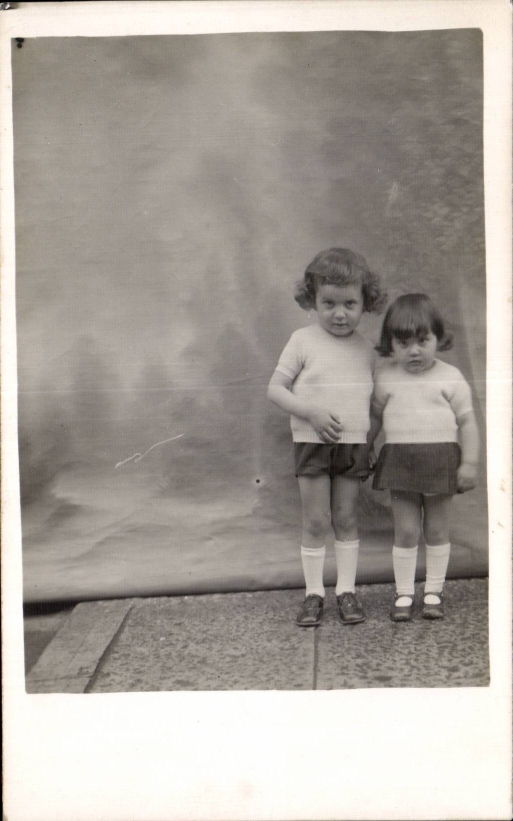 Fantaisie - Enfants - two sweet little girls CARTE PHOTO -