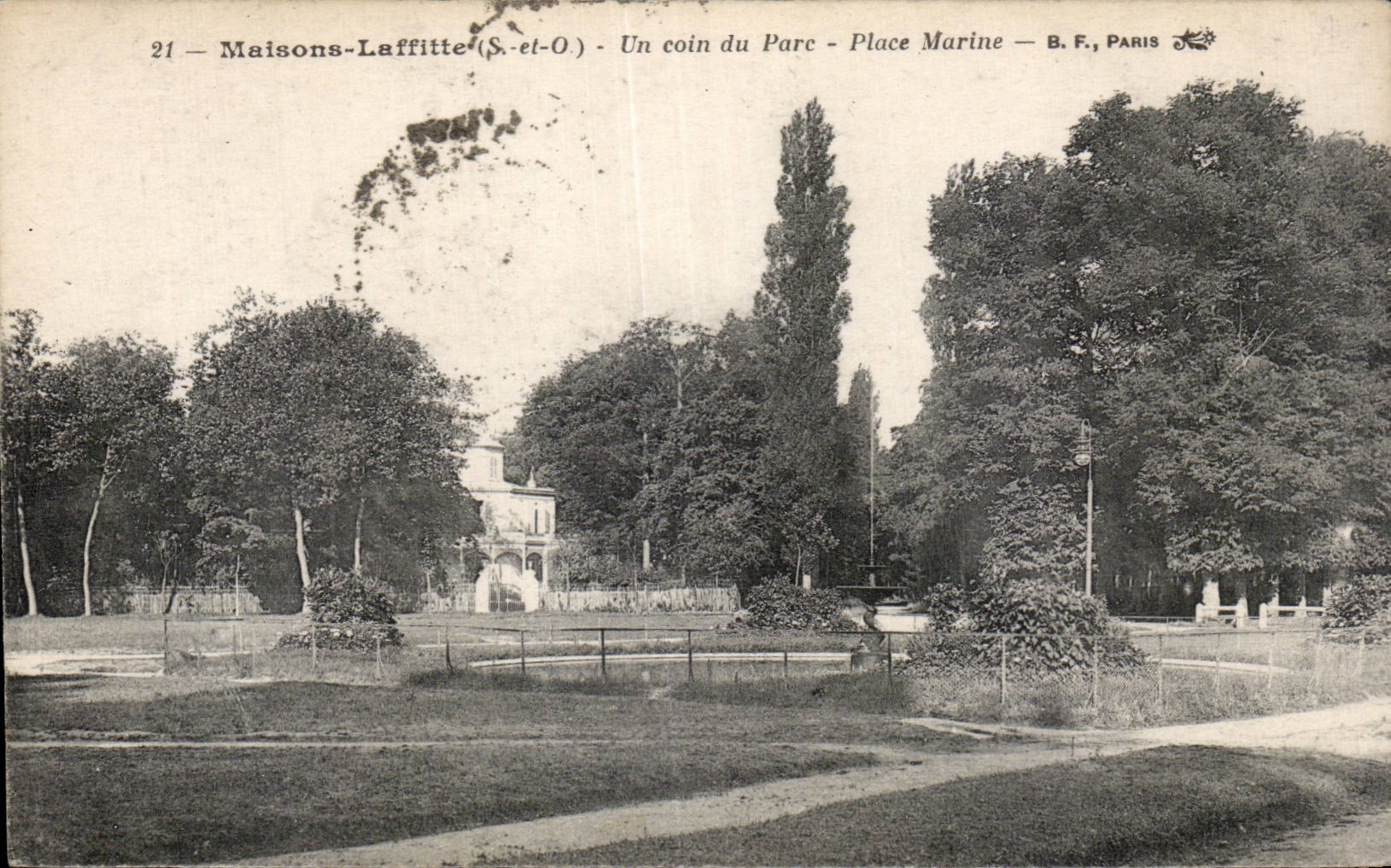 Maisons Laffitte - Un Coin du Parc - Place Marine - CPA