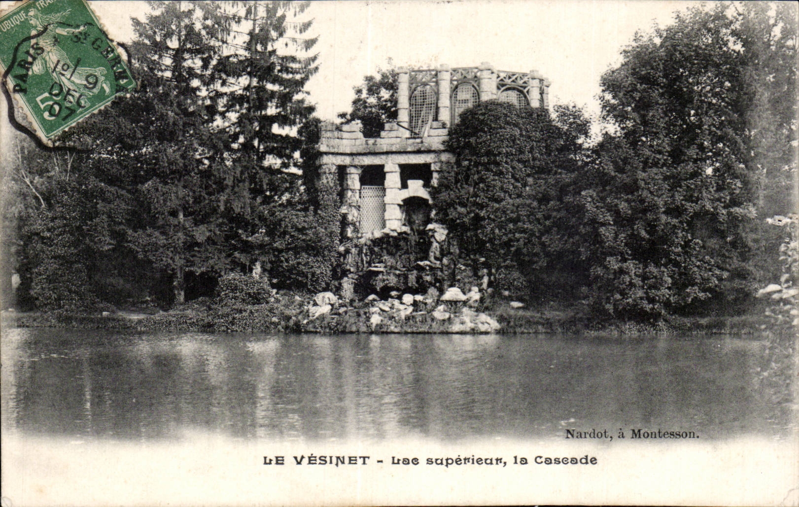 CPA Le Vesinet Lac superieur la cascade