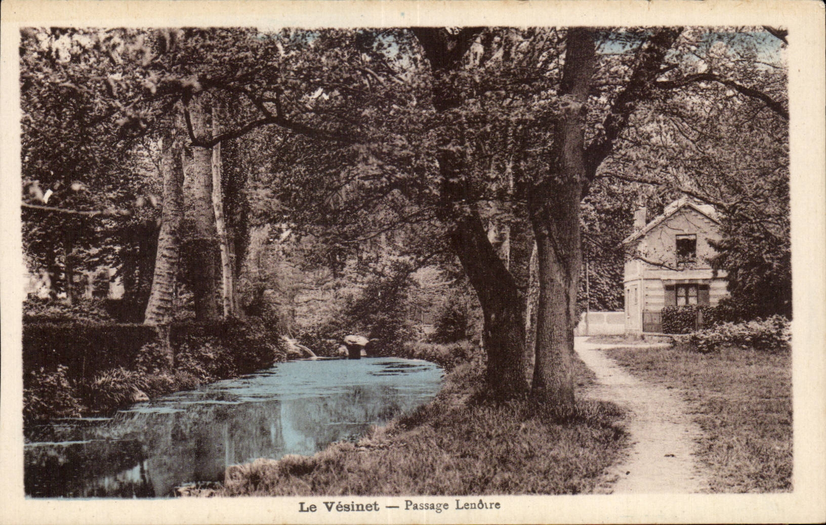 CPA Le Vesinet Passage Lenotre 