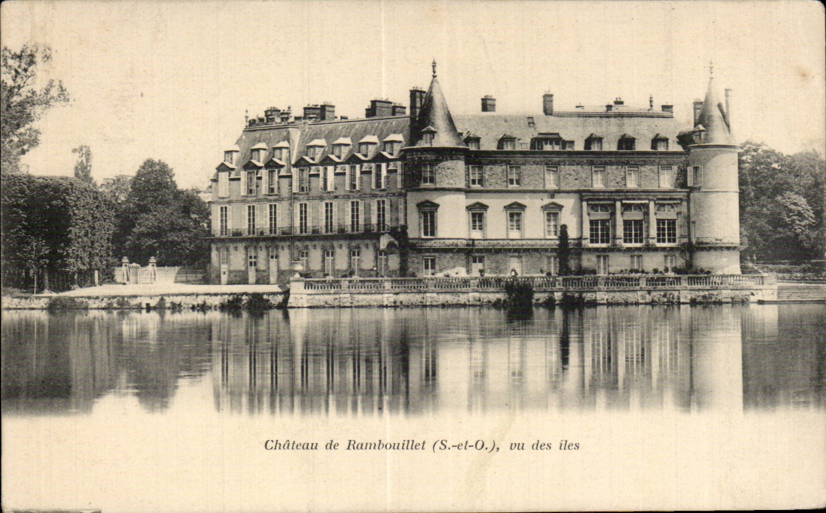 CPA Castle of Rambouillet Seen of the islands