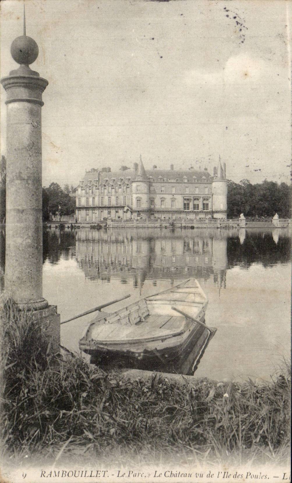 CPA Rambouillet the park the castle seen of island to hens