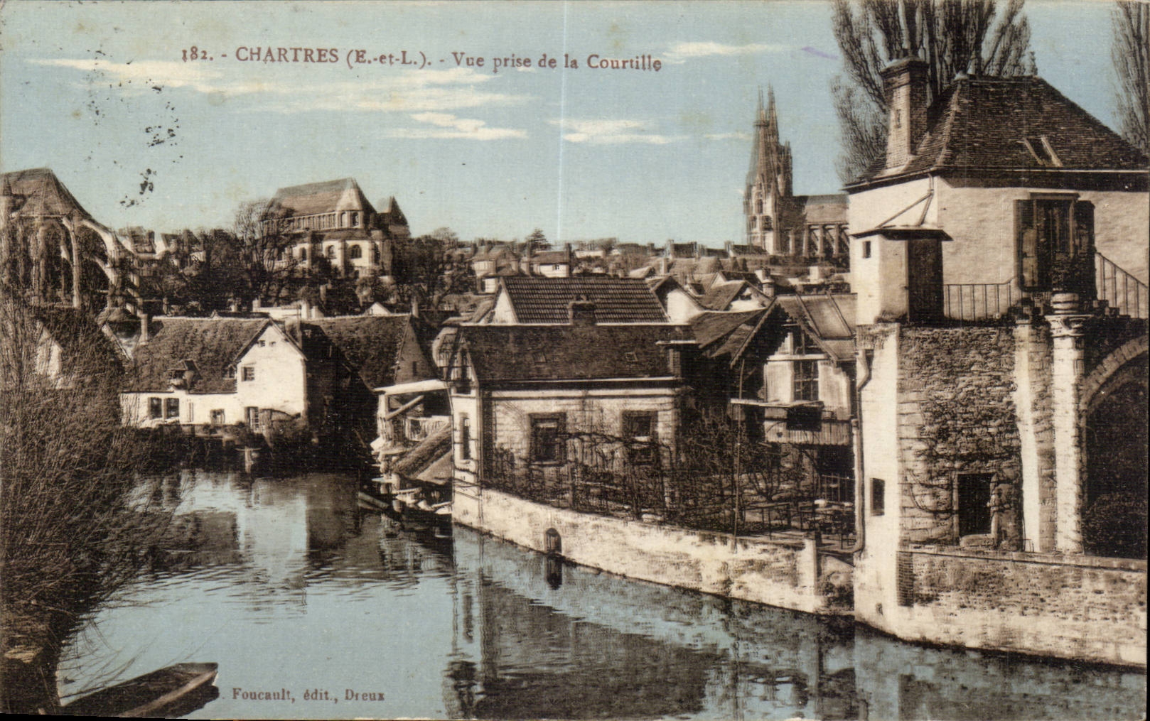 CPA Chartres Vue prise de la Courtille