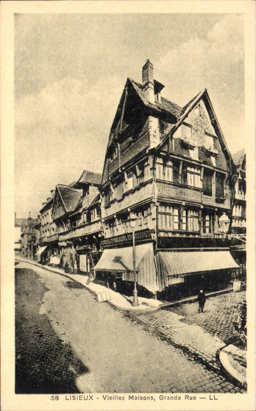 Lisieux - Vieilles Maisons - Grande Rue - CPA