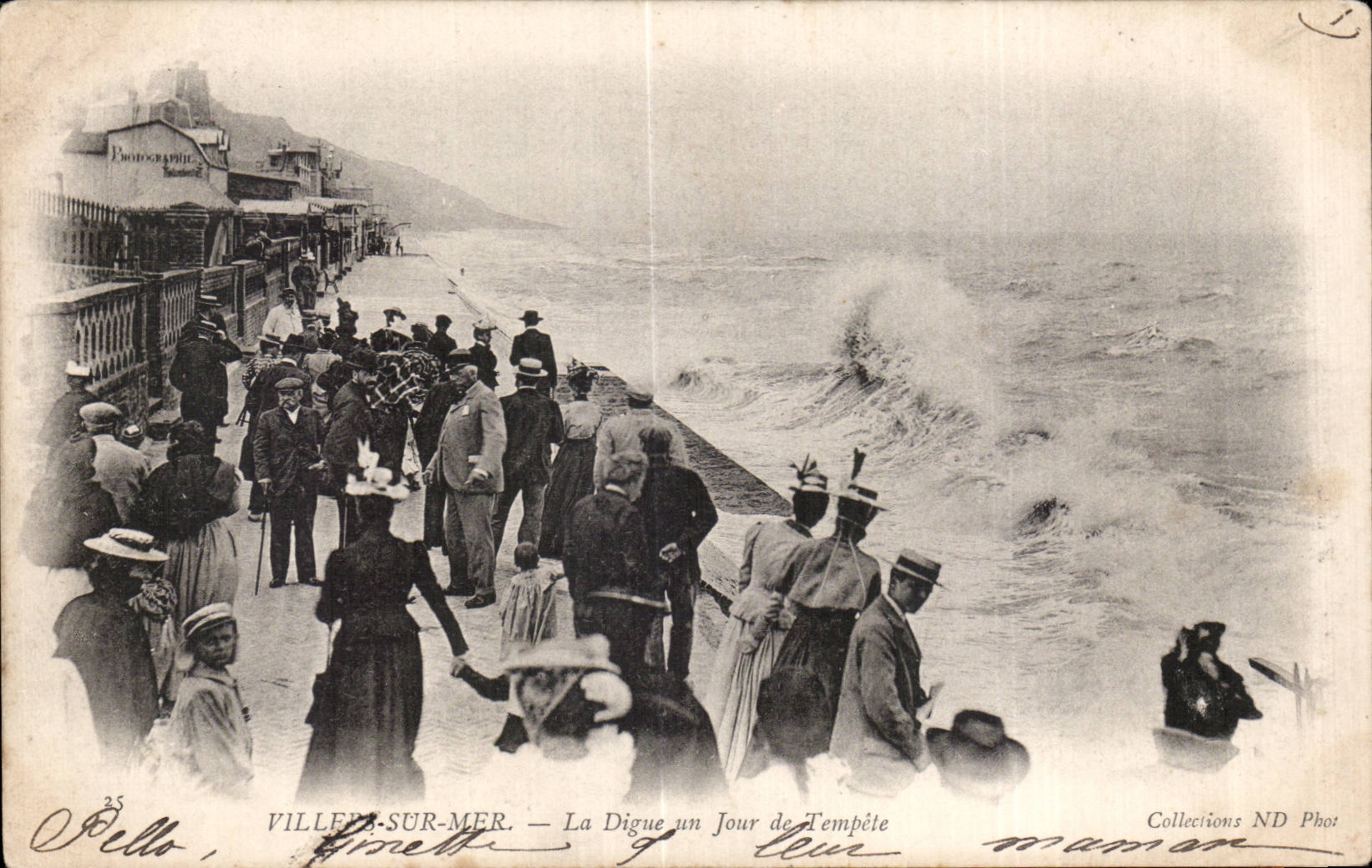 Villers sur Mer - La Digue un jour de Tempete - CPA