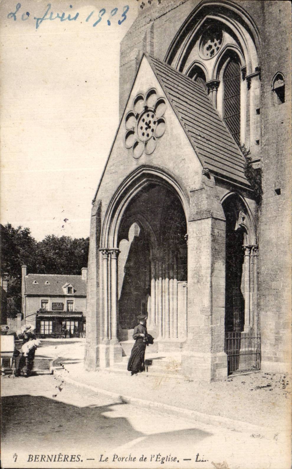 CPA Bernieres the door of church