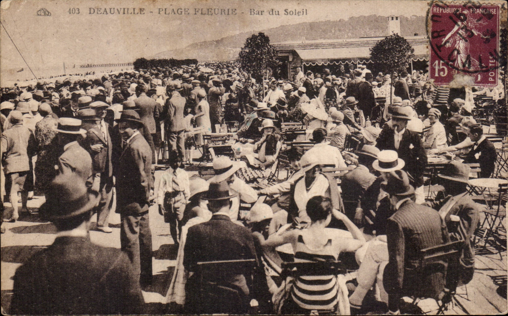 CPA Deauville flowered Beach Bar of the sun