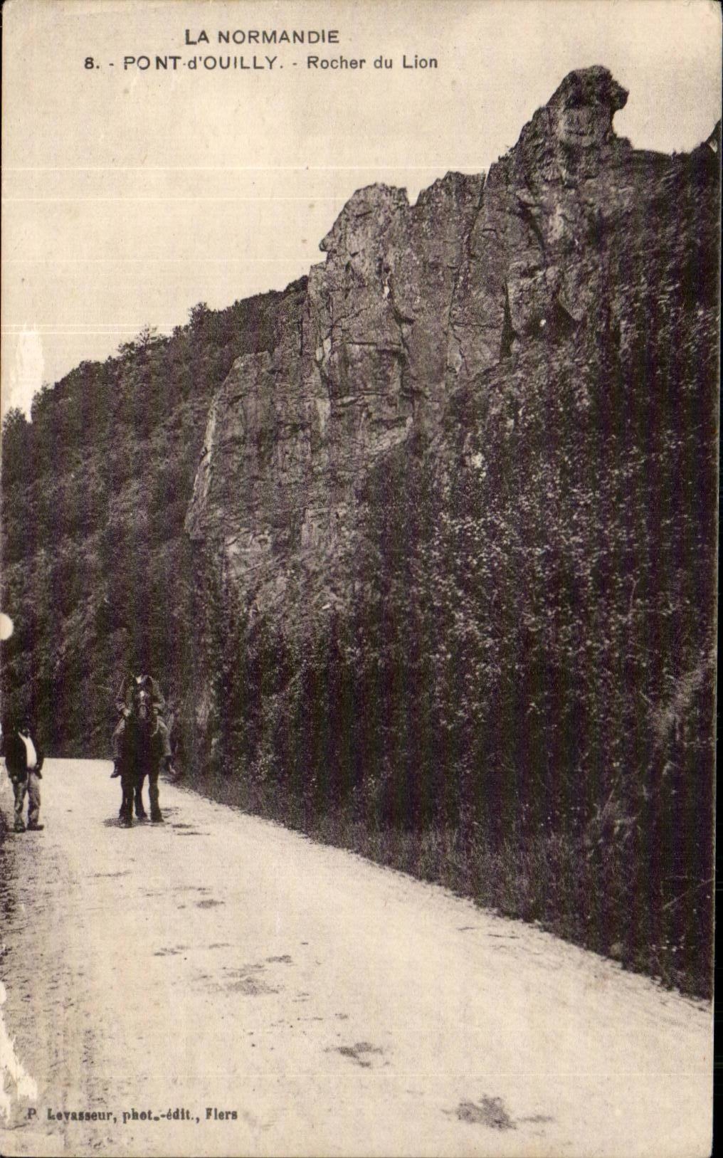 Pont Ouilly - Rock of the Lion - CPA Horse Horse