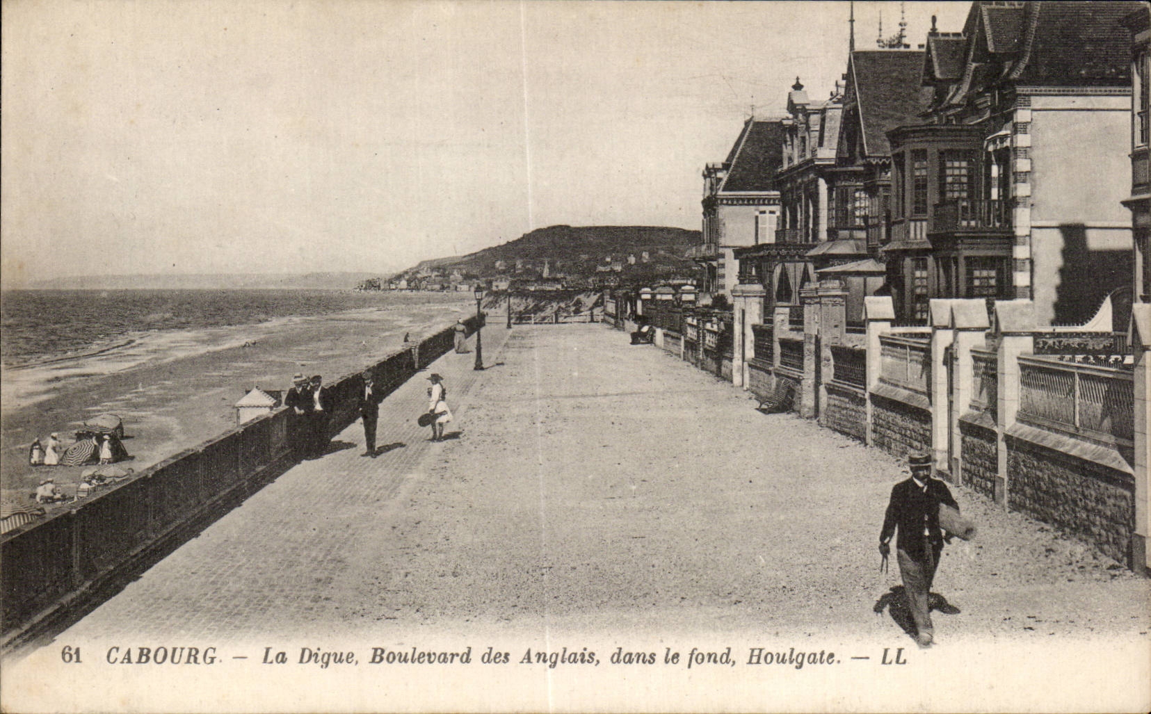 Cabourg - La Digue - Boulevard des Anglais - CPA 