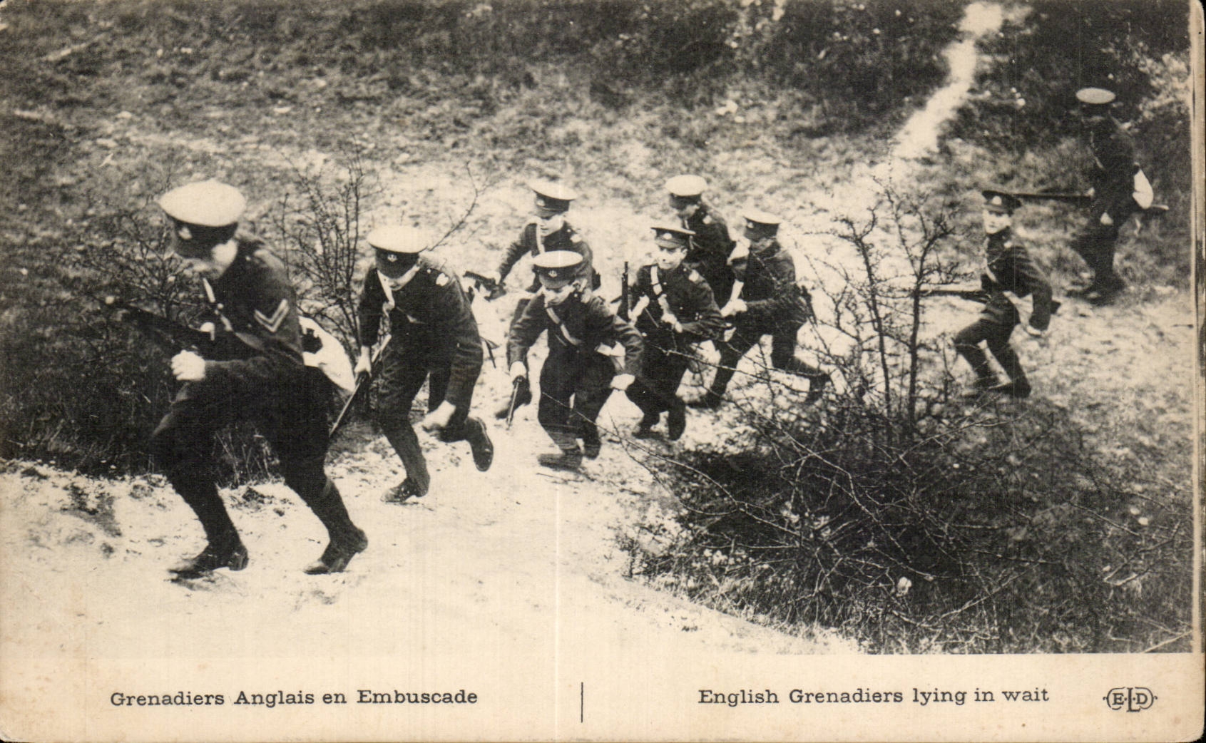 CPA War of 1914 Militaria English Pomegranates in amLaye