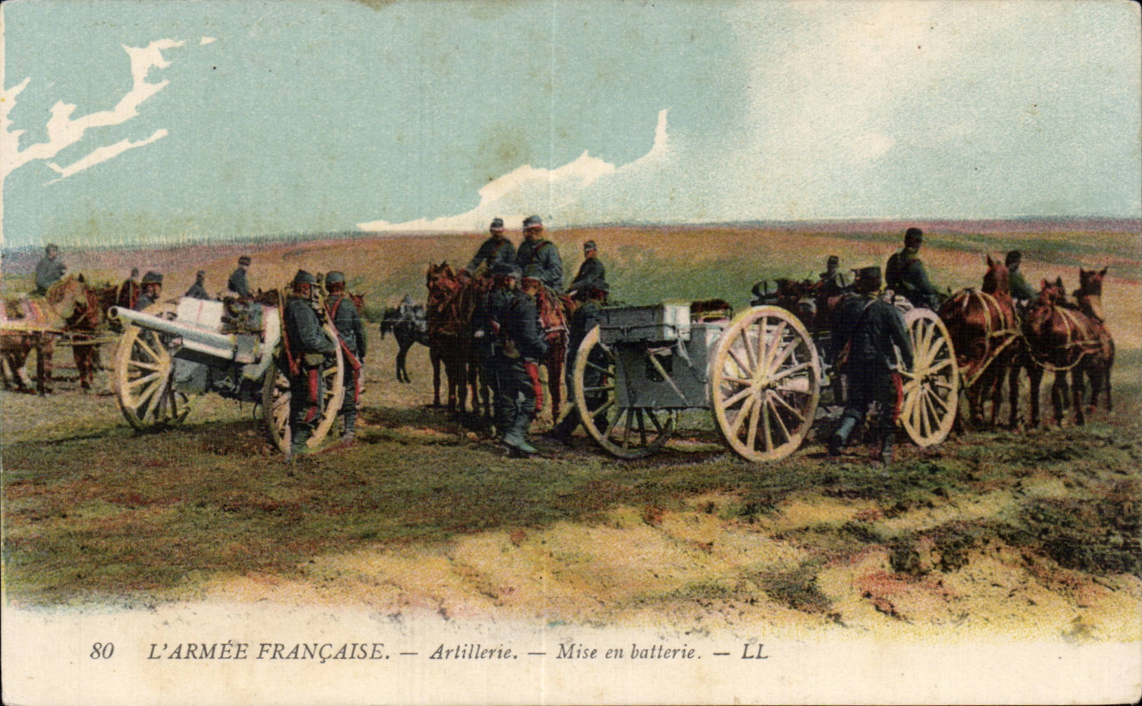 CPA Guerre de 1914 Militaria Armee Francaise Artillerie Mise en batterie